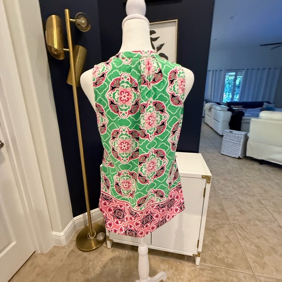 Crown & Ivy Green and Pink Sleeveless Top Size PS - Picture 2 of 6